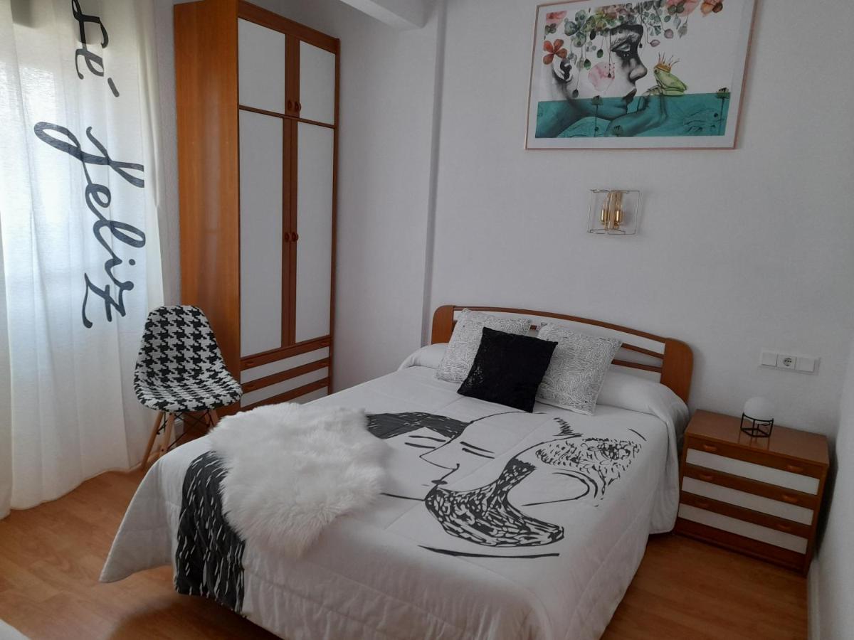 Hostal "Los Chanos El Ruso" Galende Extérieur photo