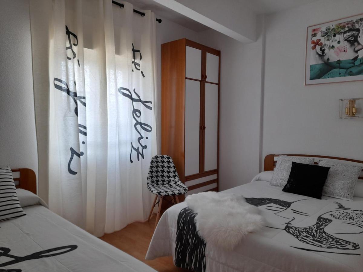 Hostal "Los Chanos El Ruso" Galende Extérieur photo