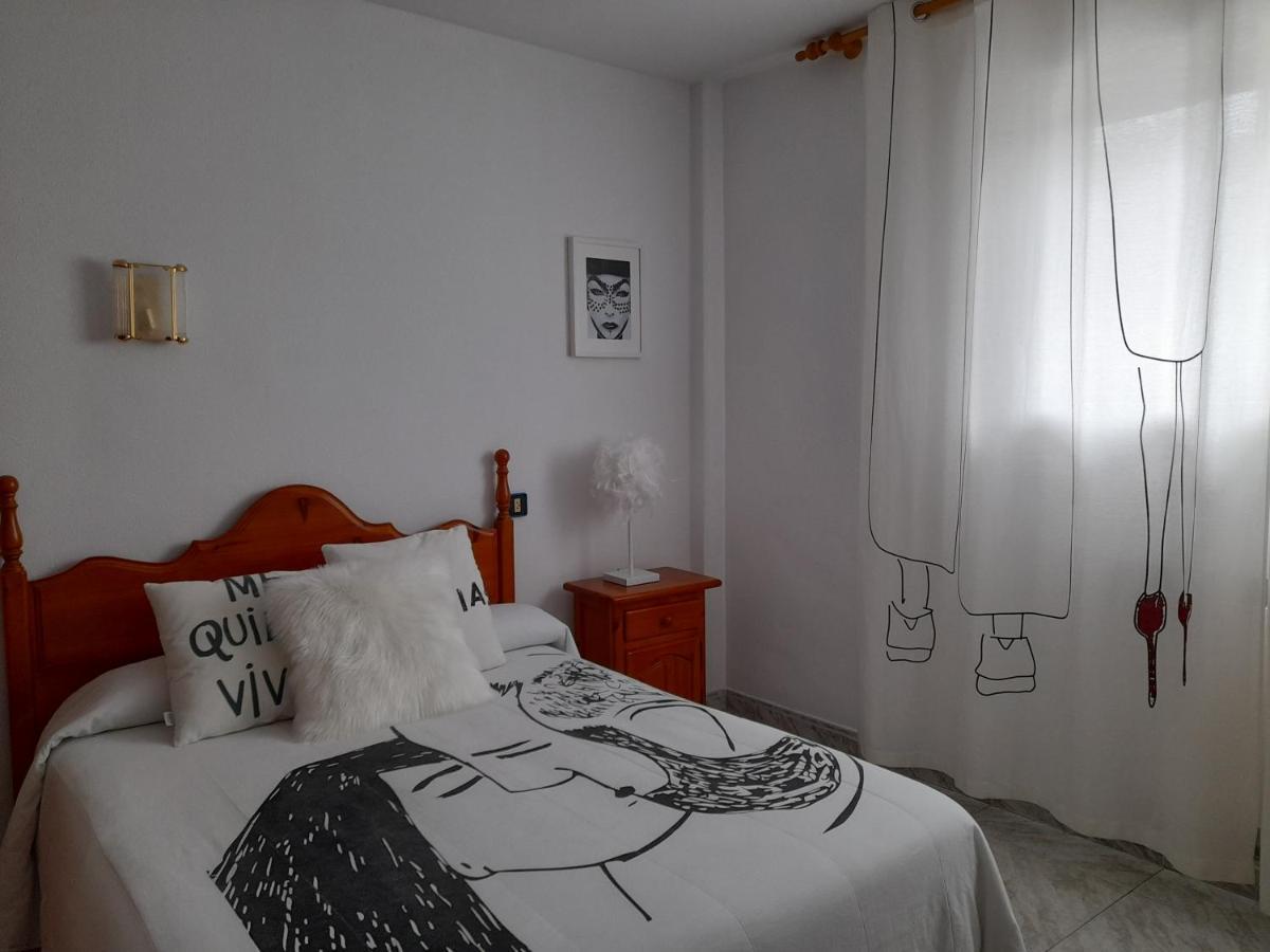 Hostal "Los Chanos El Ruso" Galende Extérieur photo
